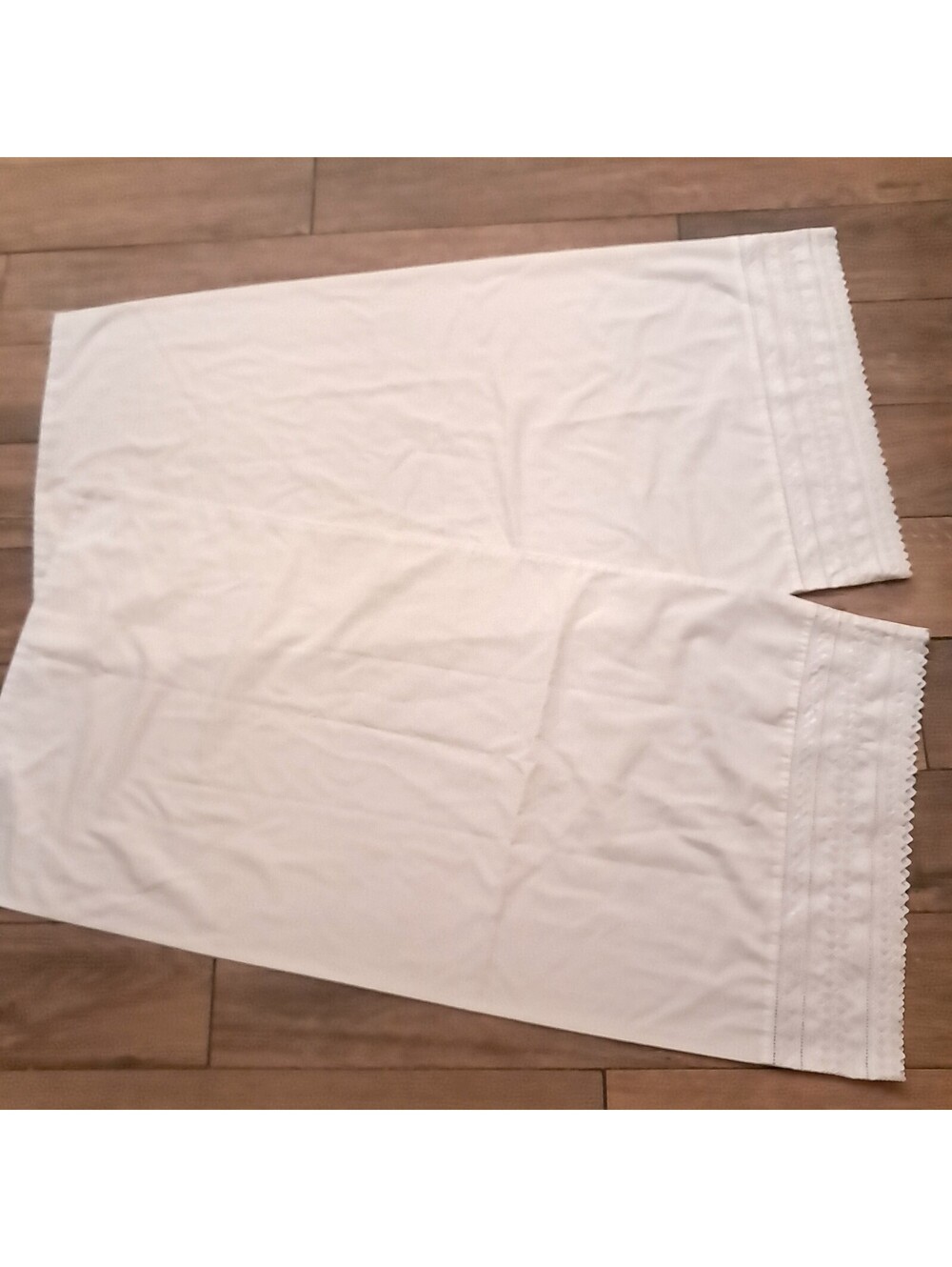 Vintage Cannon King Set 2 pillowcases Tres Grand Lace trim ivory off white cream